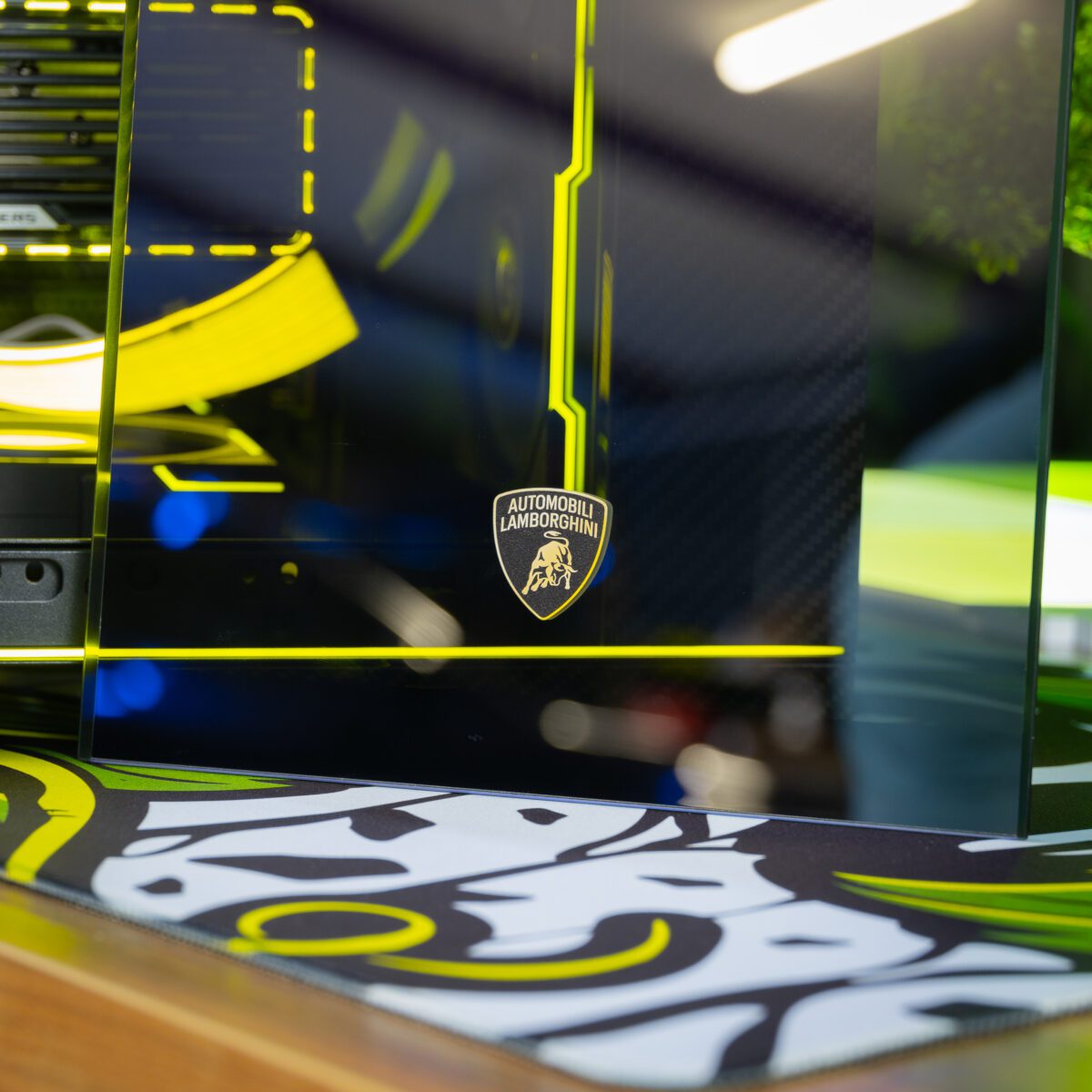 LIAN LI LAMBO 5080 PC SETUP!! - Image 14