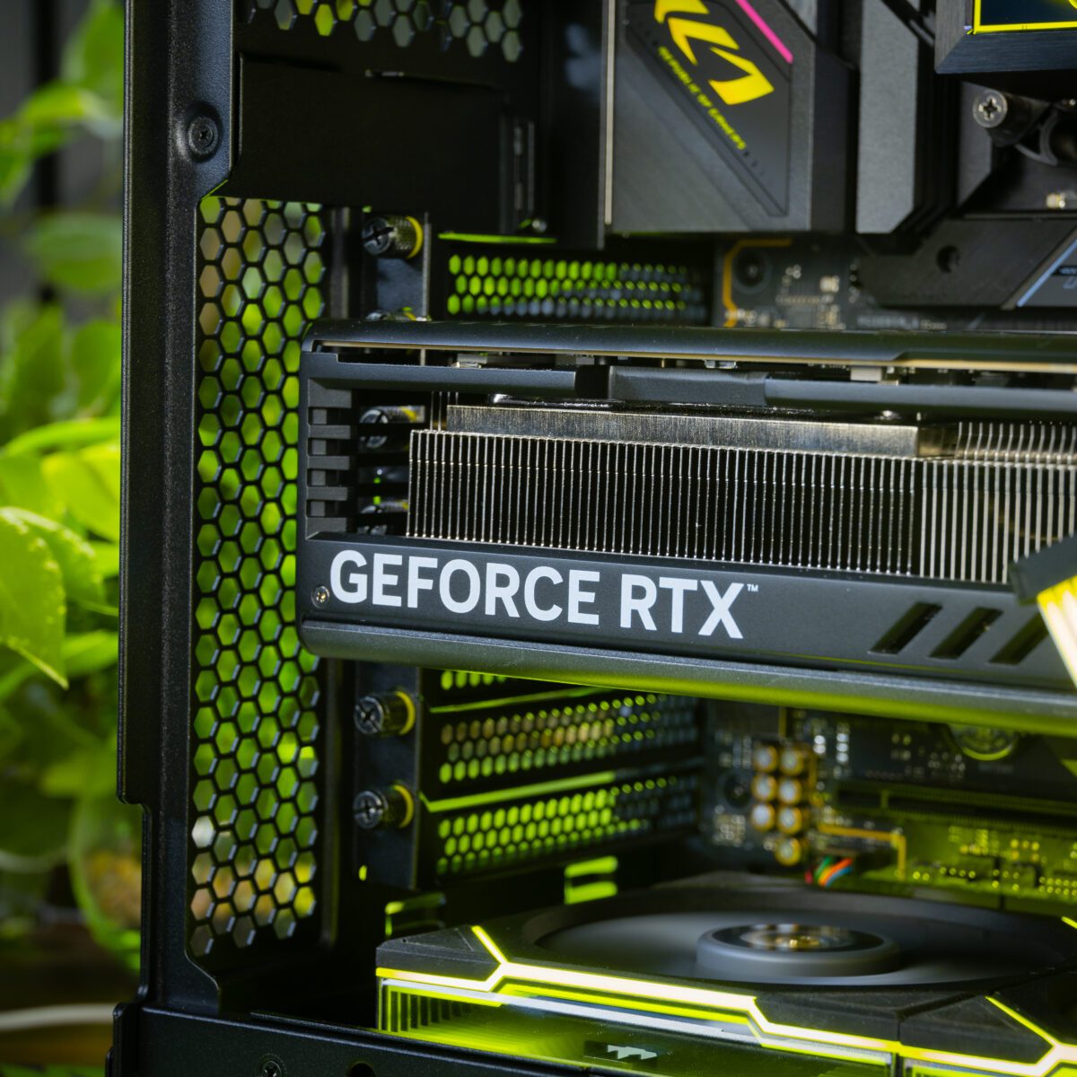 LIAN LI LAMBO 5080 PC SETUP!! - Image 12