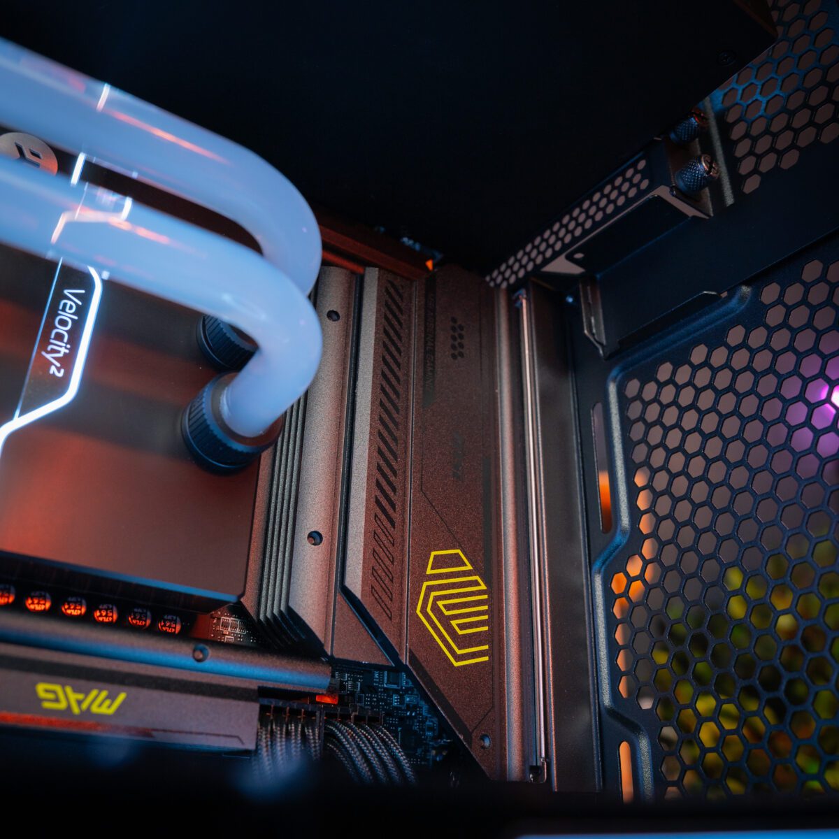 4080 SUPER OC WATERCOOLED PC - 416 INSTANT WINS - Image 9