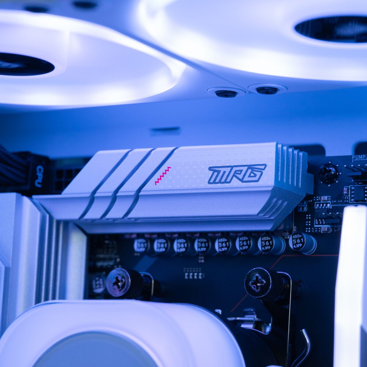 2P CORSAIR BAMBOO 4070Ti SUPER PC! - Image 8