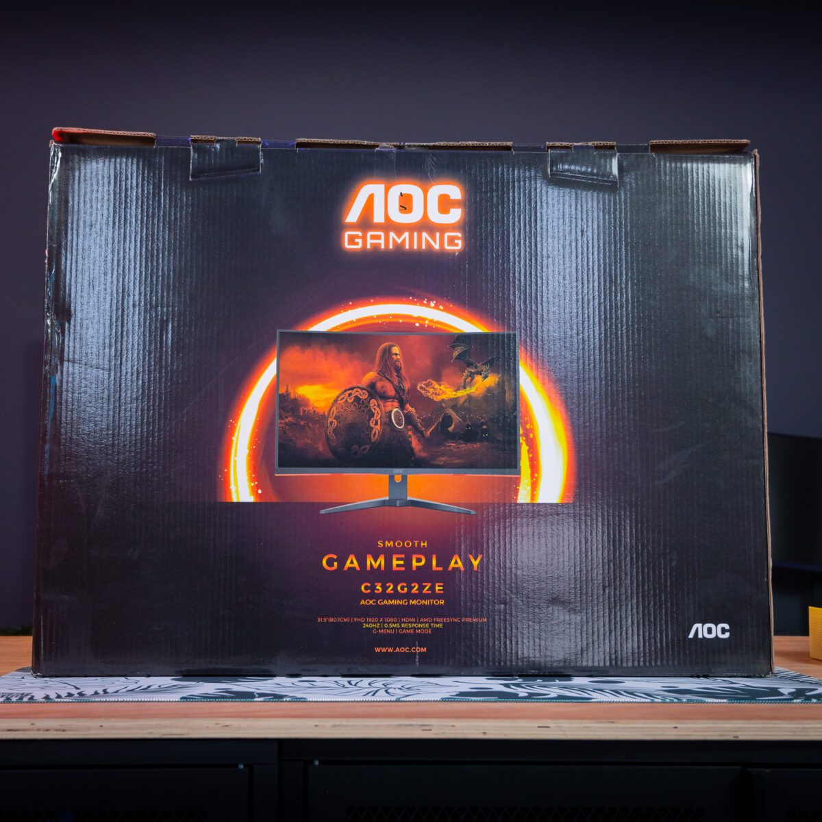 32" AOC  GAMING MONITOR - AUTO DRAW!