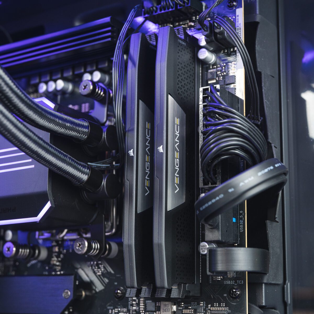 15P PHANTEKS EVOLV X2 5080 PC! - Image 7