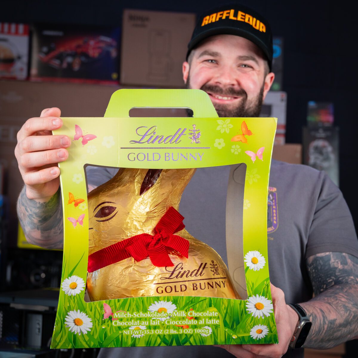 LINDT GOLD BUNNY 1KG!