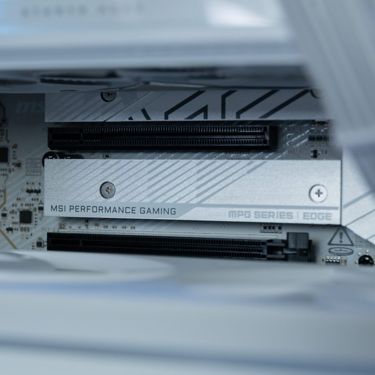 NZXT 5080 PC + 10 INST WINS 5070 PC! - Image 9