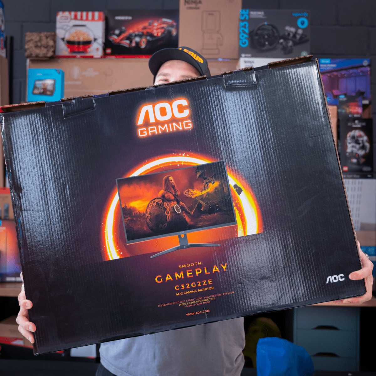 32" AOC 240HZ GAMING MONITOR