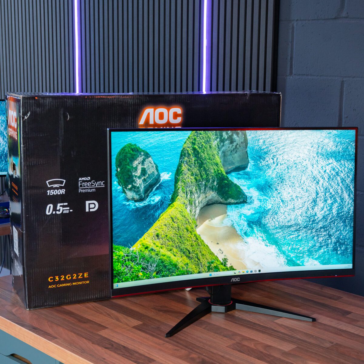 32" AOC 240HZ GAMING MONITOR